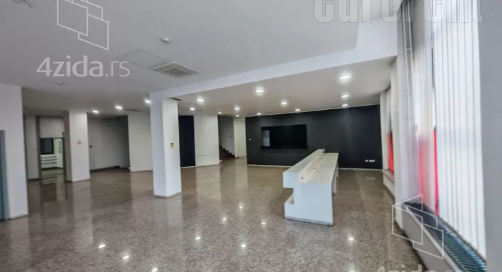 Poslovni prostor | 4zida