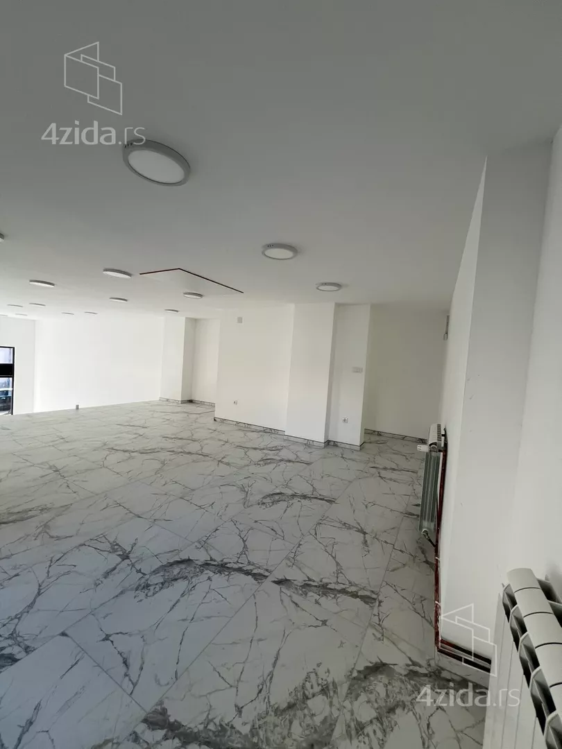 Poslovni prostor | 4zida