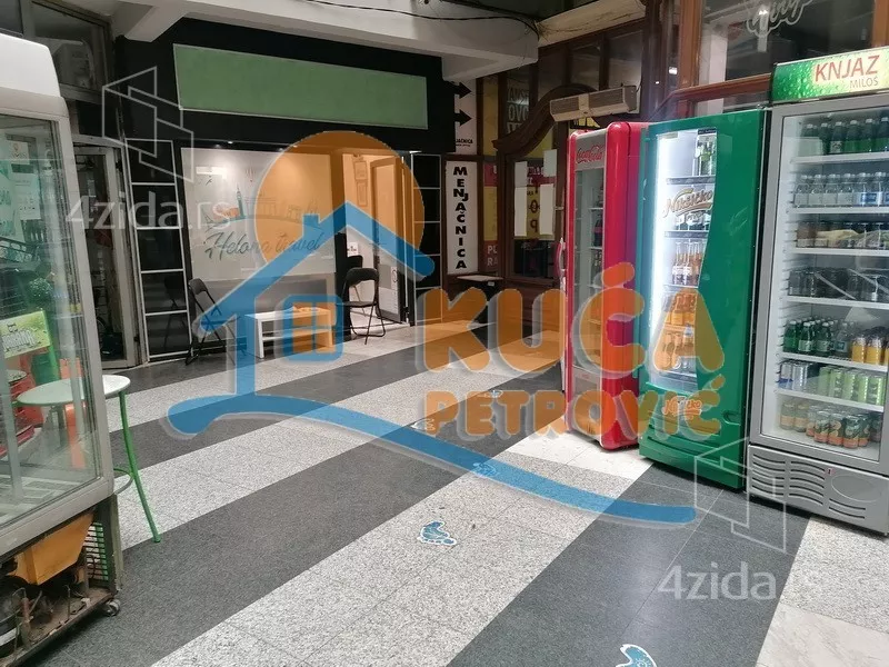 Lokal | 4zida