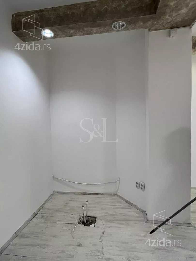 Lokal | 4zida