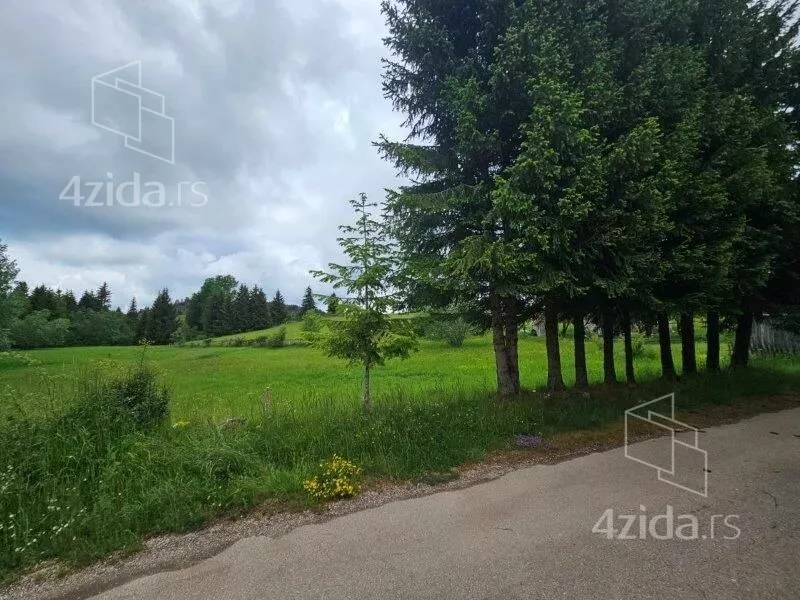 Plac | 4zida