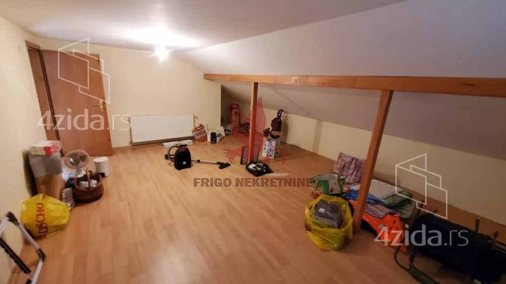 3-etažna kuća | 4zida