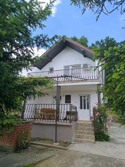 Železnička 1A | 4zida.rs