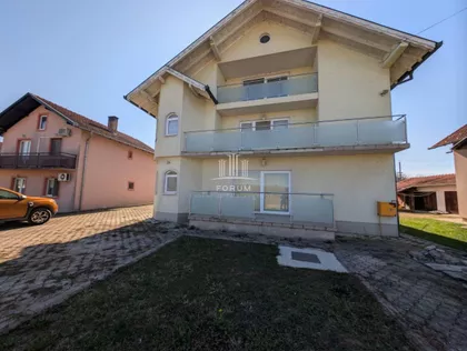 Petrovaradin | 4zida.rs