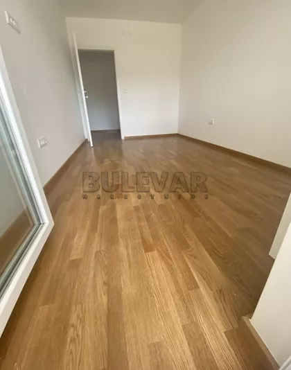 Cara Dušana | 4zida.rs