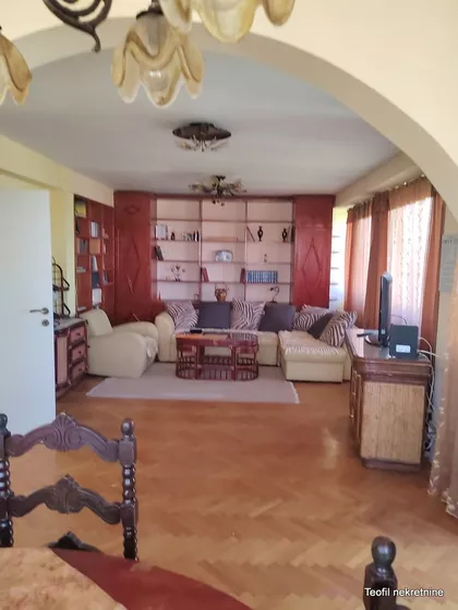 Hadži Ruvimova | 4zida.rs
