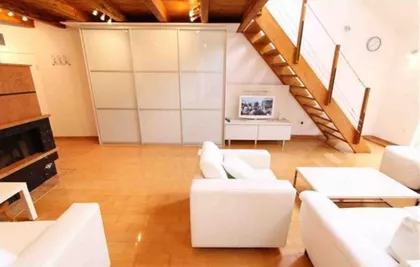 Hilandarska | 4zida.rs