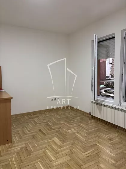 Prve Šumadijske Brigade | 4zida.rs
