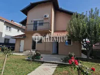 Surčin (mesto), Surčin opština, Beograd | 4zida.rs