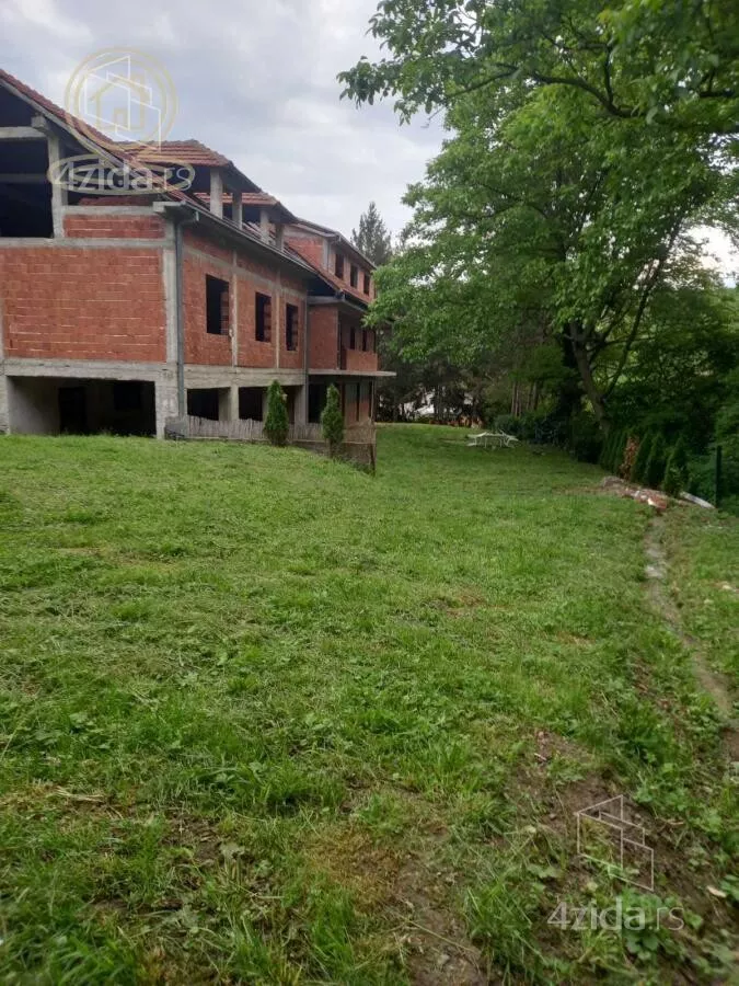 Kuća | 4zida