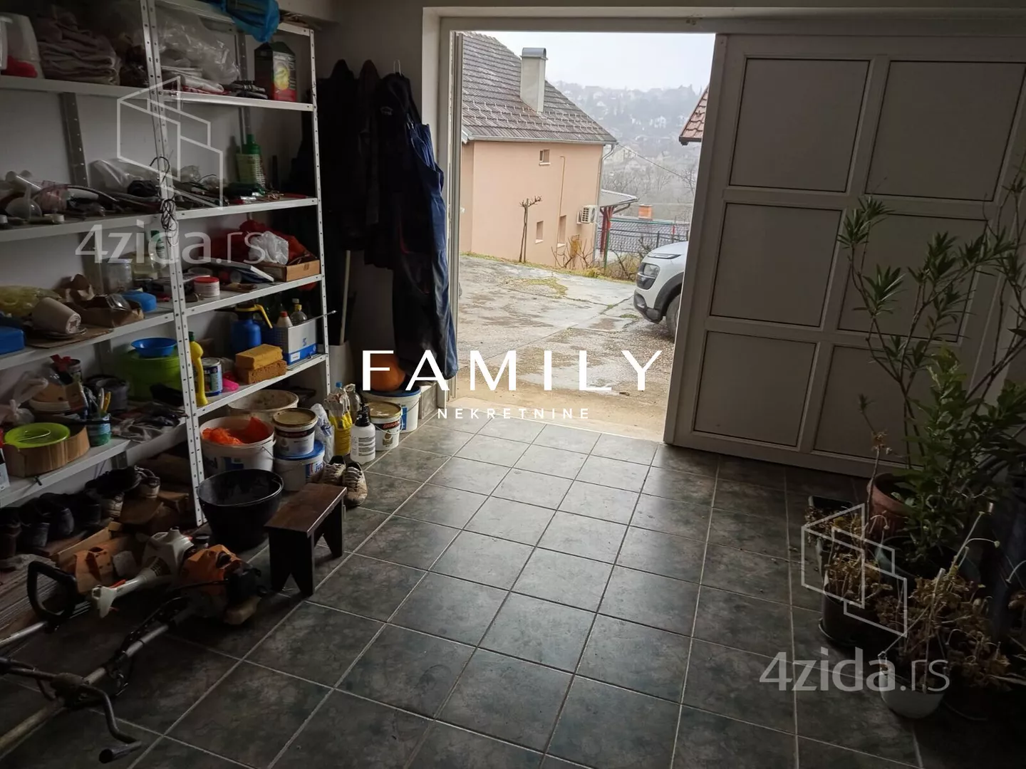 3-etažna kuća | 4zida