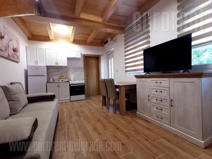 Stan za izdavanje · 59 m² · Senjak, Savski Venac, Beograd