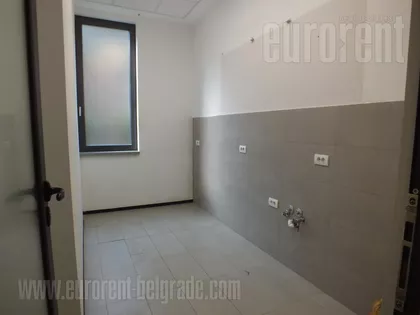 TOŠIN BUNAR | 4zida.rs