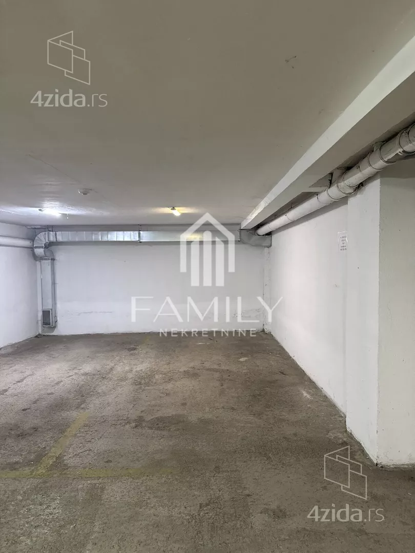 Garaža | 4zida