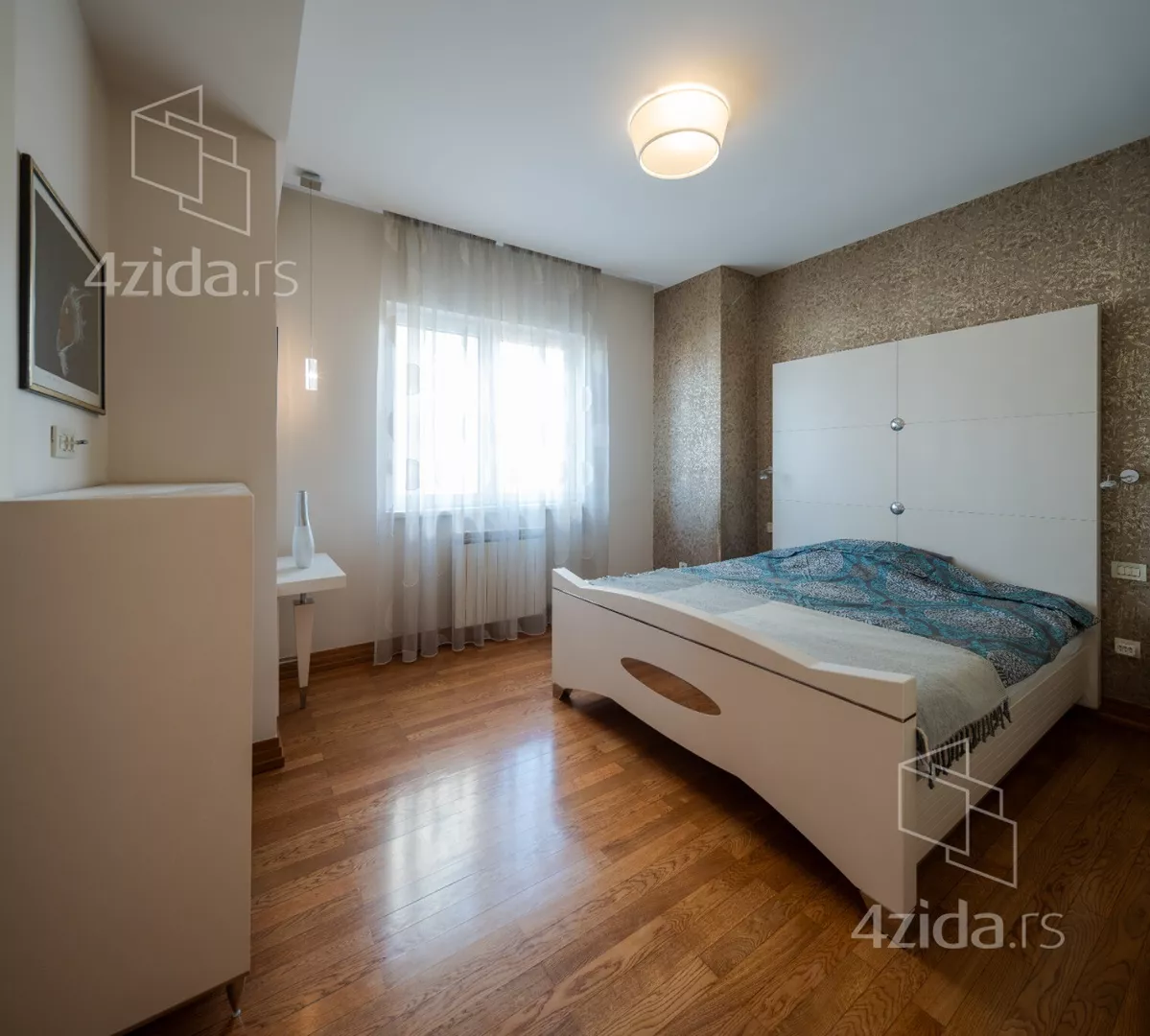 Šestosoban stan | 4zida
