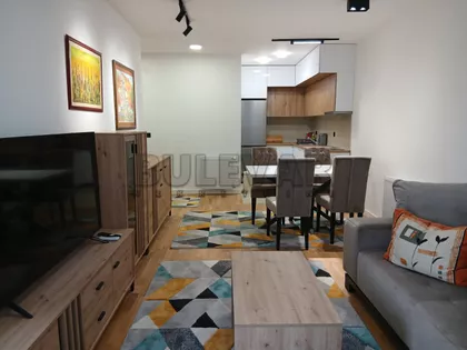 Marije Bursać | 4zida.rs