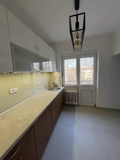 Džona Kenedija | 4zida.rs