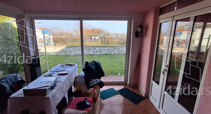 Ugostiteljski objekat | 4zida