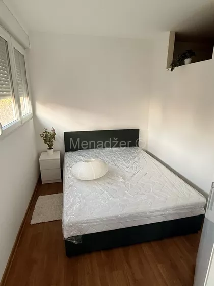 Banovo Brdo | 4zida.rs