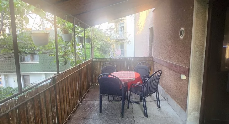 Šestosoban stan | 4zida