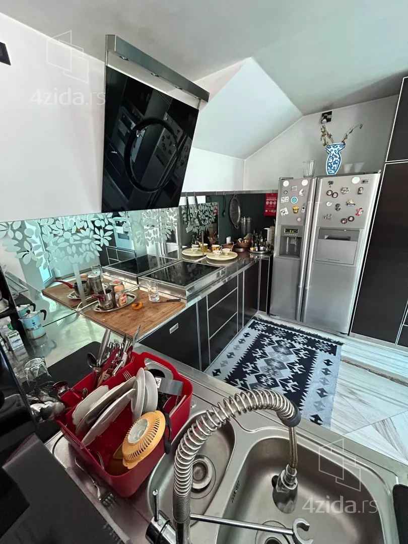 3-etažna kuća | 4zida