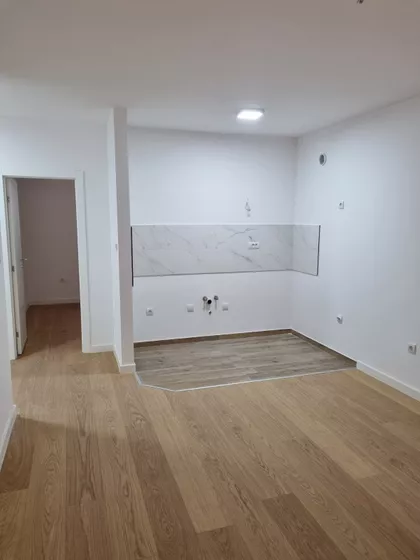 Janka Čmelika | 4zida.rs
