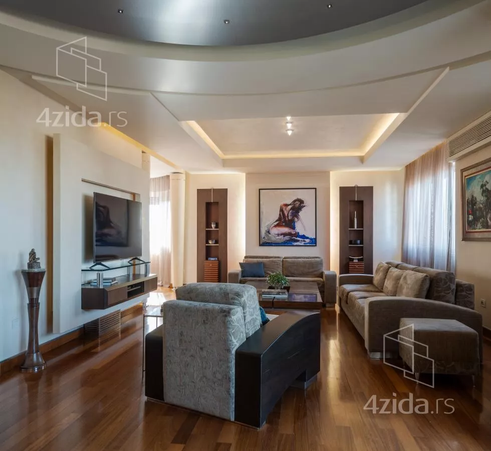 Petosoban stan | 4zida