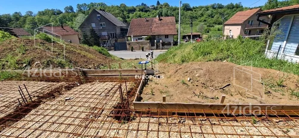 Građevinsko zemljište | 4zida