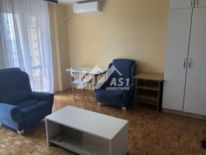 Bulevar Cara Lazara | 4zida.rs