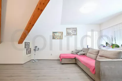 Višnjički venac | 4zida.rs
