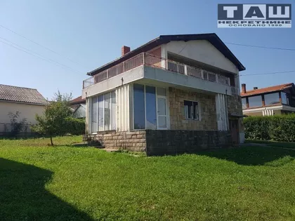 Korićani | 4zida.rs