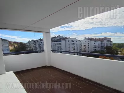 BANOVO BRDO | 4zida.rs