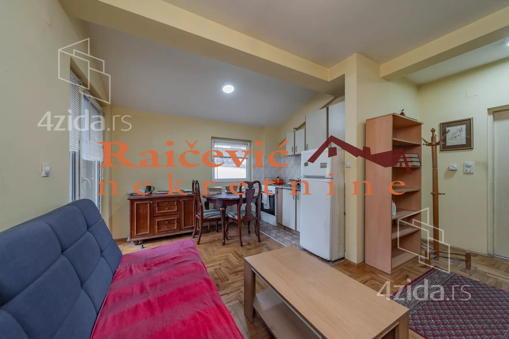 Jednoiposoban stan | 4zida