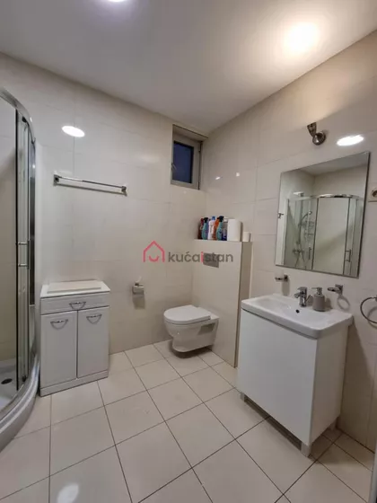 Hram Svetog Save | 4zida.rs