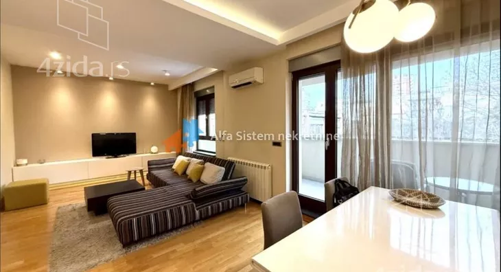 Petosoban stan | 4zida