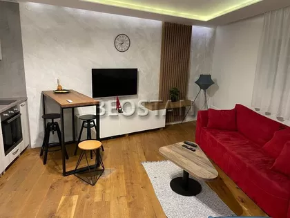 Maršala Birjuzova | 4zida.rs