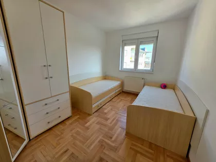 Vašarište | 4zida.rs