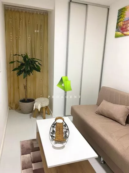 Crveni Pevac | 4zida.rs
