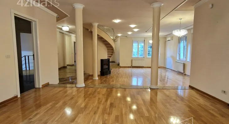 6-etažna kuća | 4zida