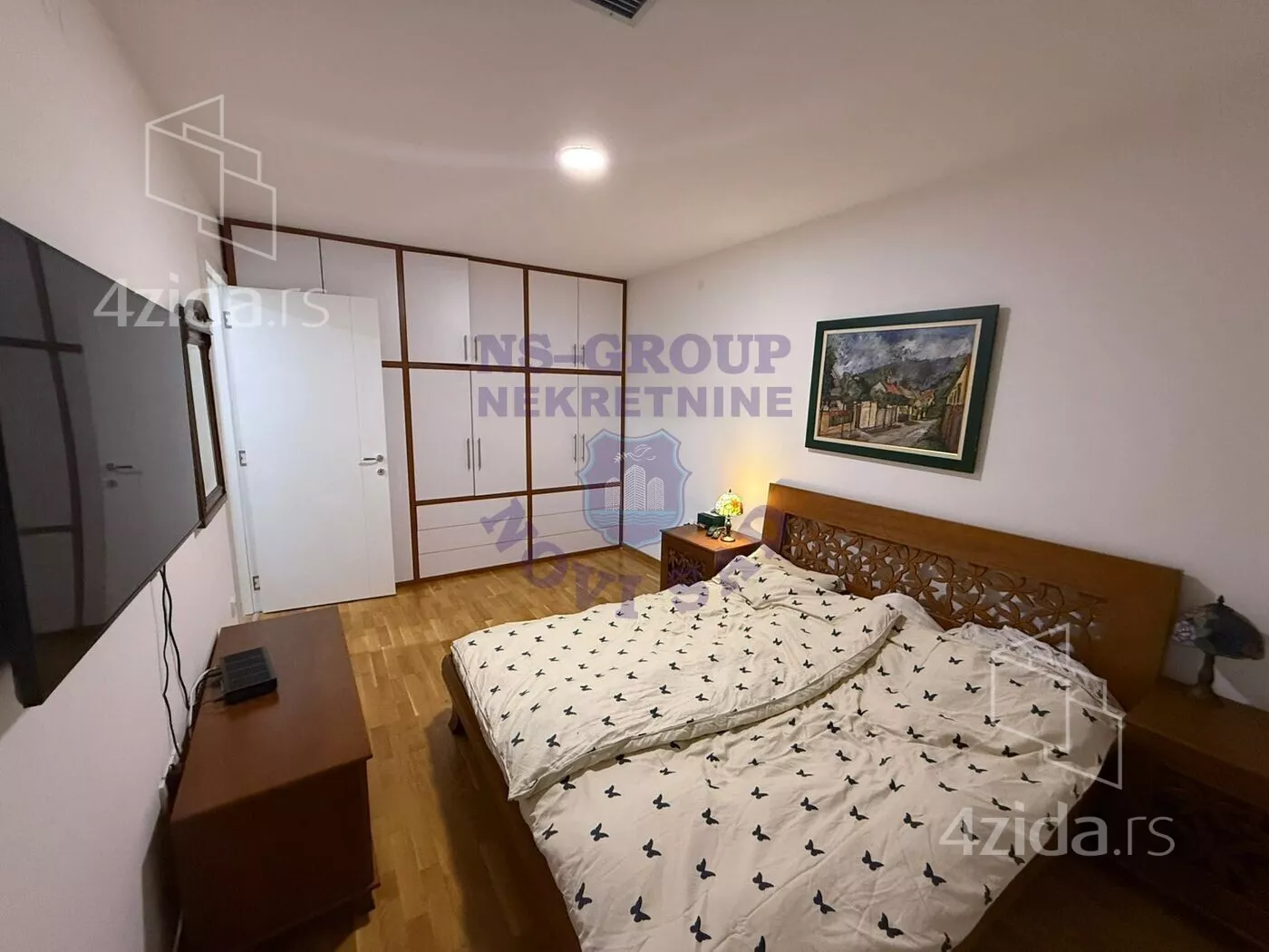 Četvoroiposoban stan | 4zida