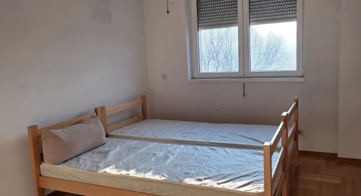 Šestosoban stan | 4zida