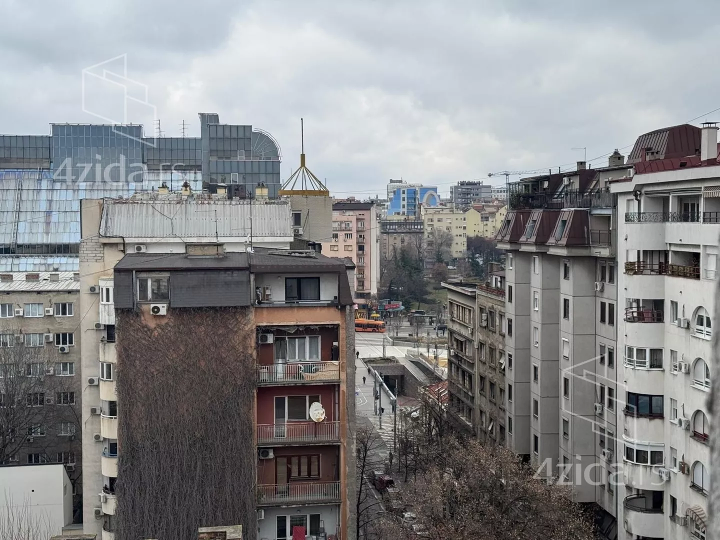 Petosoban stan | 4zida