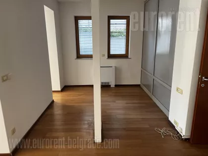 VOŽDOVAC | 4zida.rs
