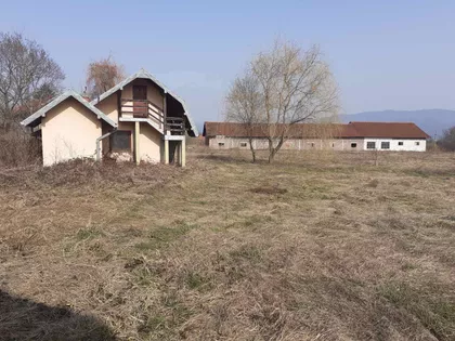 Gračačka 8 | 4zida.rs