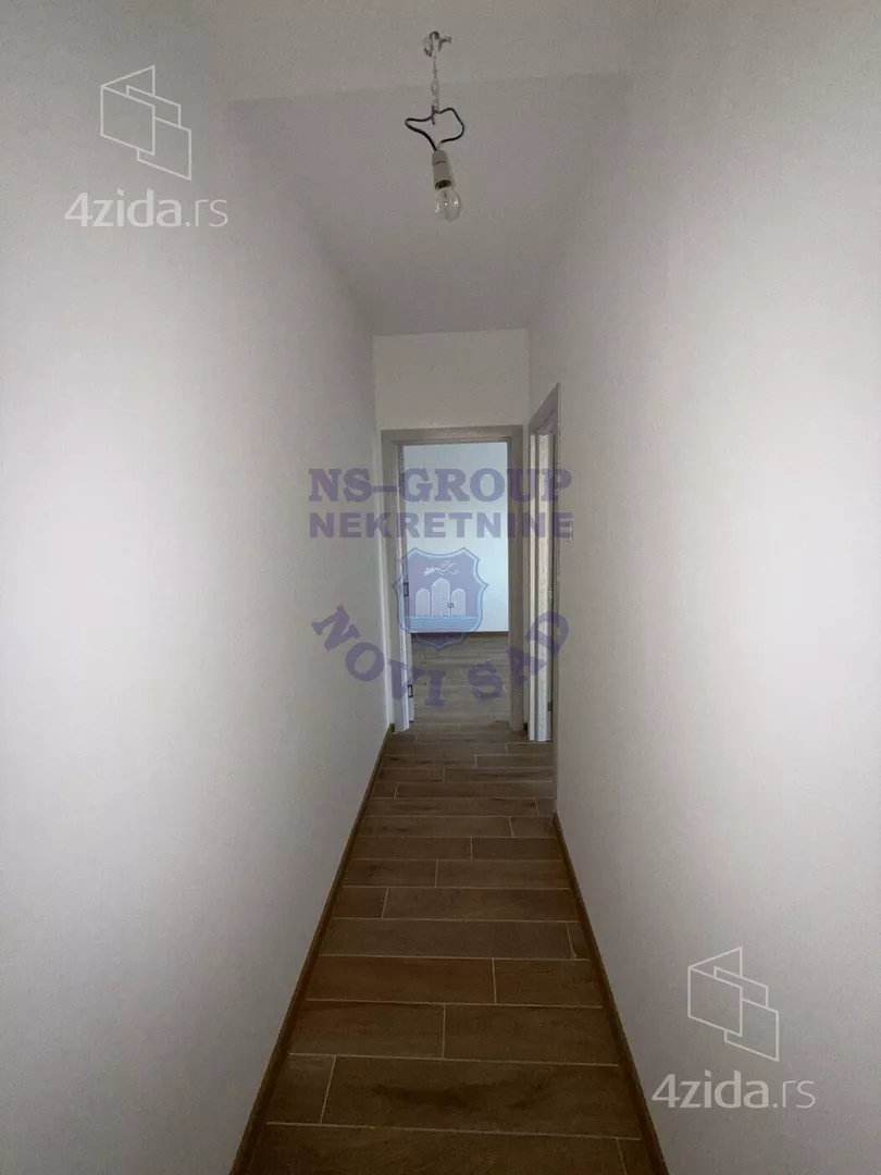 Šestosoban stan | 4zida