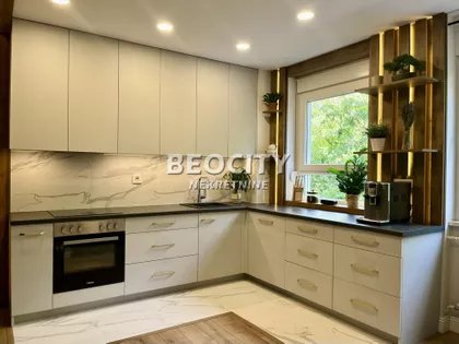 Stevana Hristića | 4zida.rs