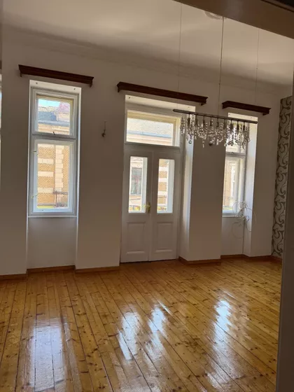 Železnička 2 | 4zida.rs