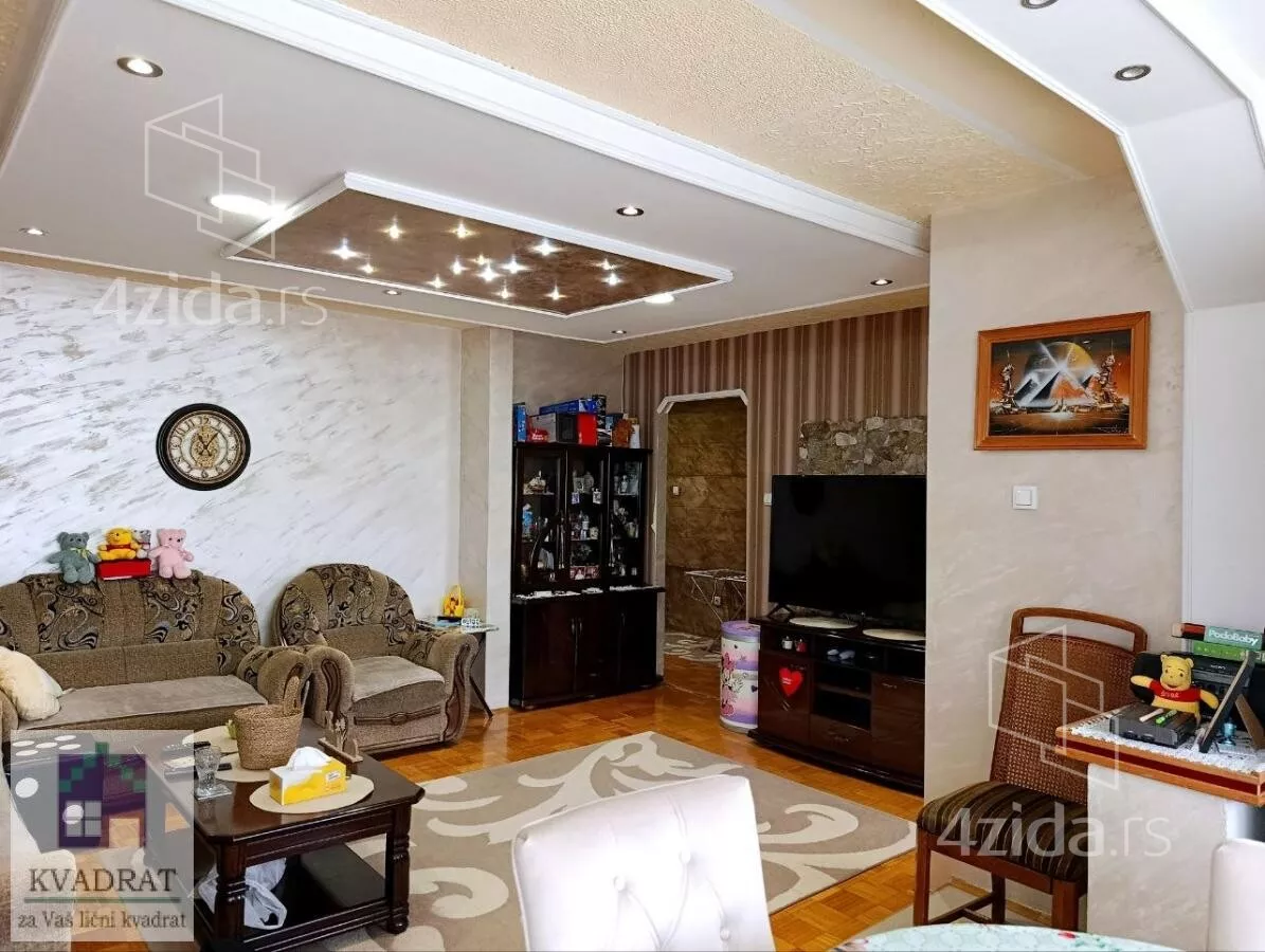 Troiposoban stan | 4zida