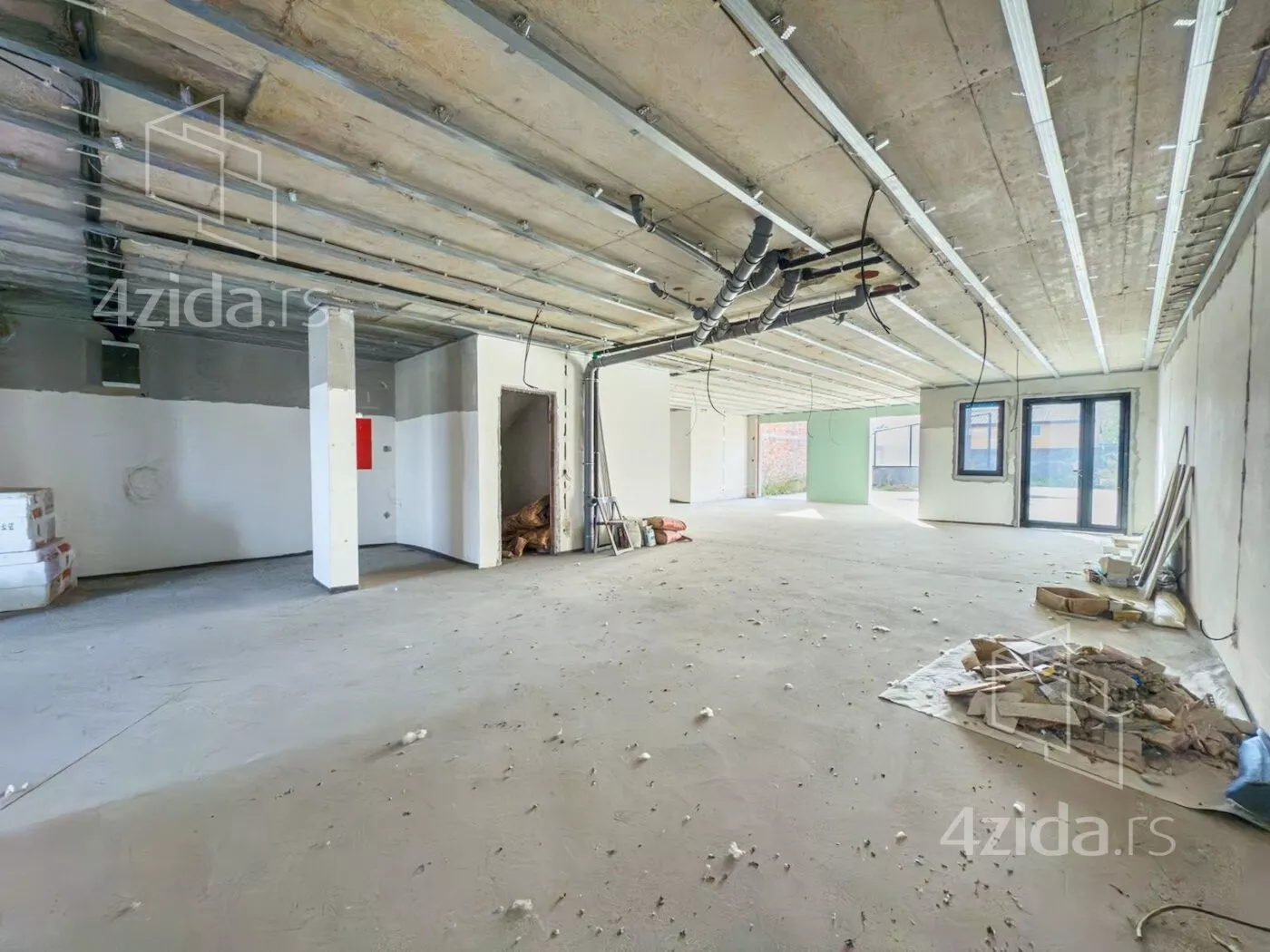 Poslovni prostor | 4zida