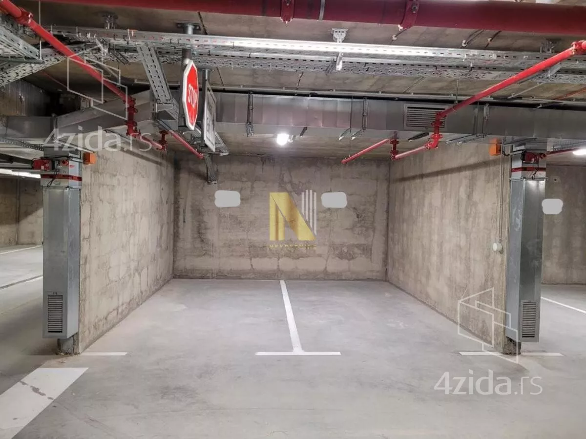 Garaža/Parking | 4zida